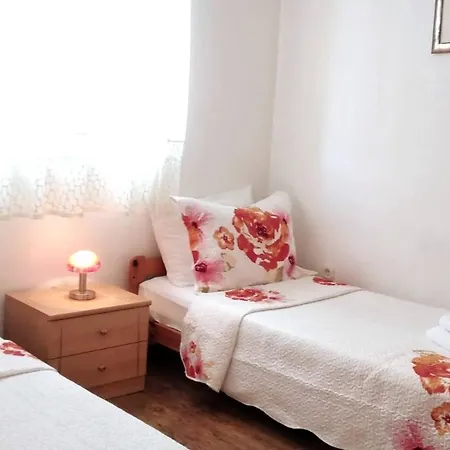 Apartment Relax At 2br Oasis In